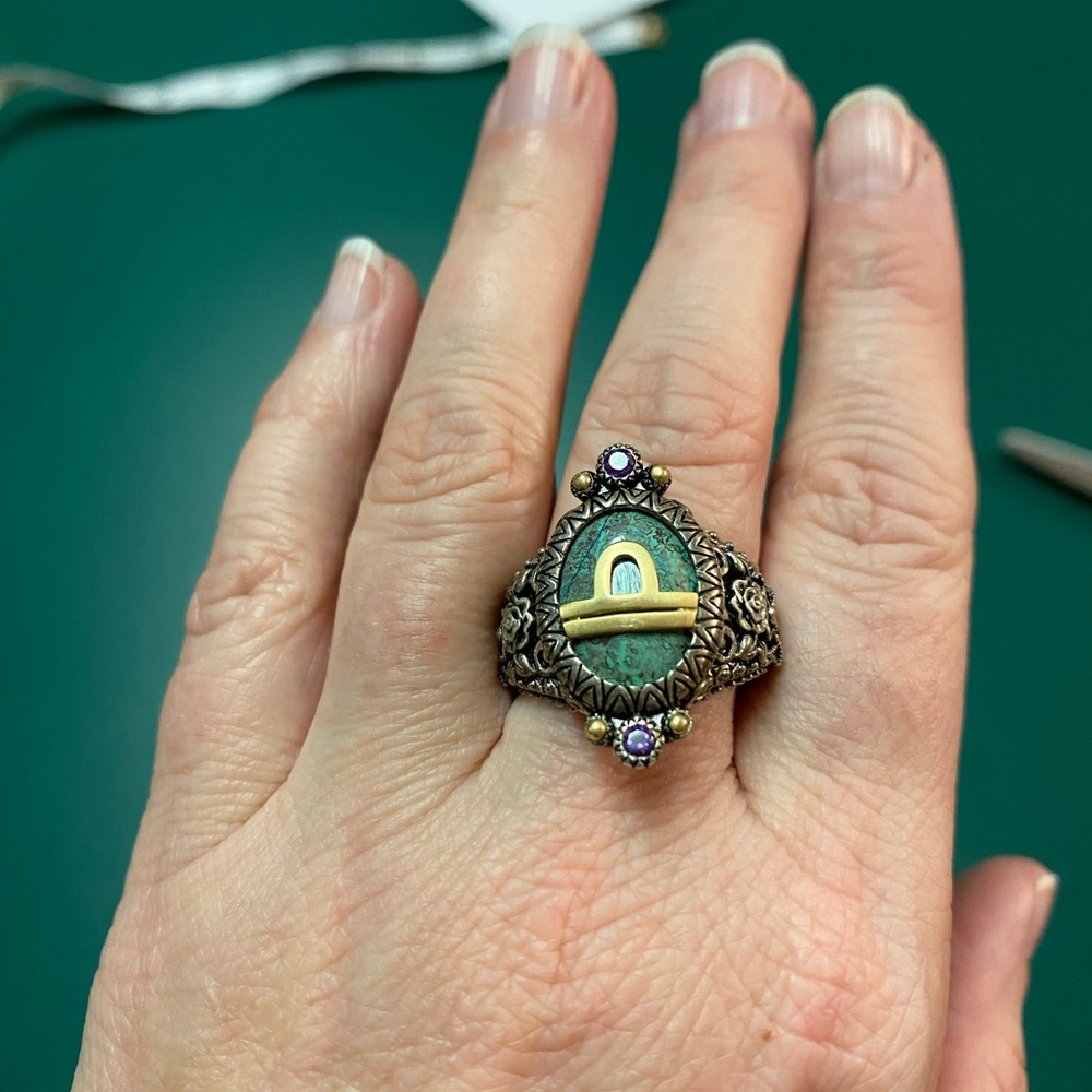 Bixby Libra ring - Picture 2 of 8